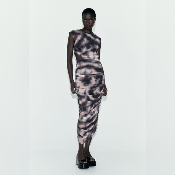 NWT Zara Blogger Favorite Cut Out Printed Tulle Fitted Dress - Picture 1 of 11